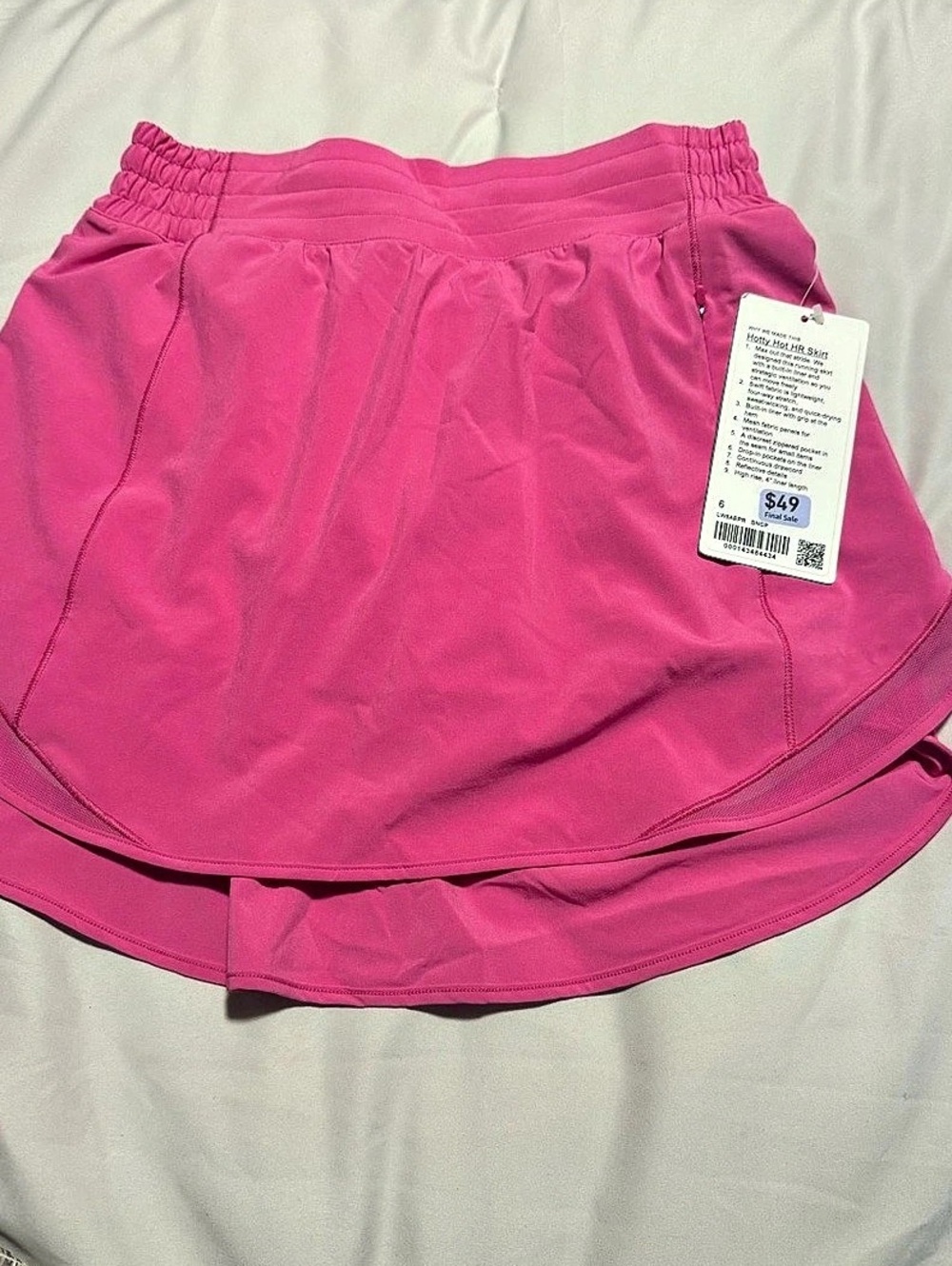Lululemon Hotty Hot High-Rise Skirt Sonic Pink Size 6 brand new with tags